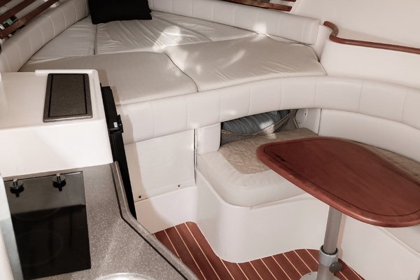 33ft Grady White Yacht For Sale