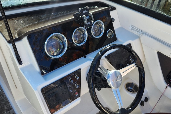 19ft Sea Ray Yacht For Sale