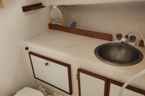 Red Sky 31ft Duffy Yacht For Sale