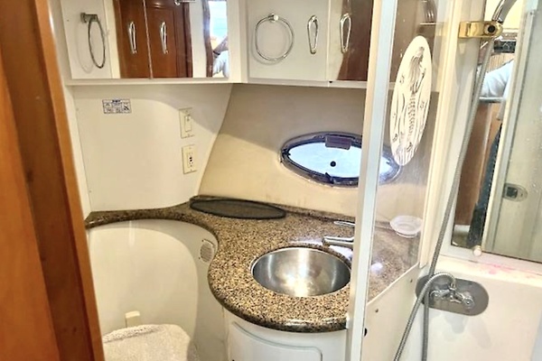 44ft Carver Yacht For Sale