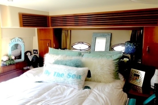 44ft Carver Yacht For Sale