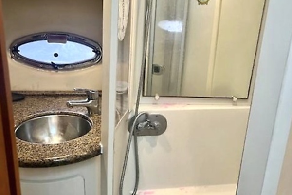 44ft Carver Yacht For Sale