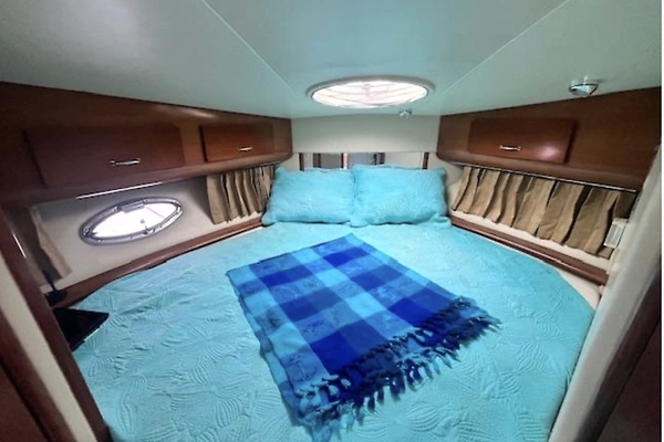 44ft Carver Yacht For Sale