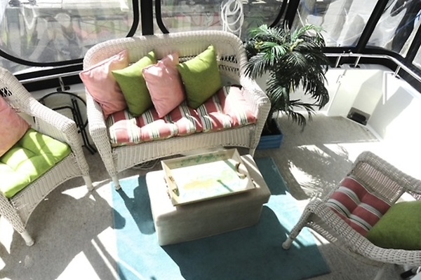 44ft Carver Yacht For Sale