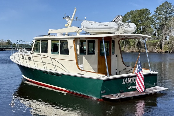 SANTORINI 37ft Duffy Yacht For Sale