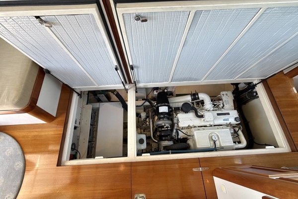 SANTORINI 37ft Duffy Yacht For Sale