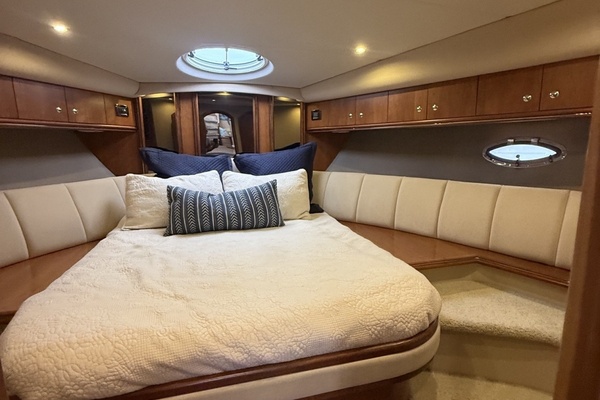 CAVU 46ft Cruisers Yachts Yacht For Sale