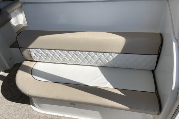 CAVU 46ft Cruisers Yachts Yacht For Sale