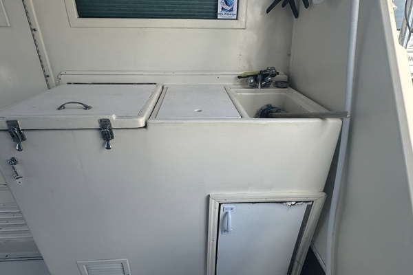 Photo of the 1981 Hatteras 43 Convertible "Bugsy"