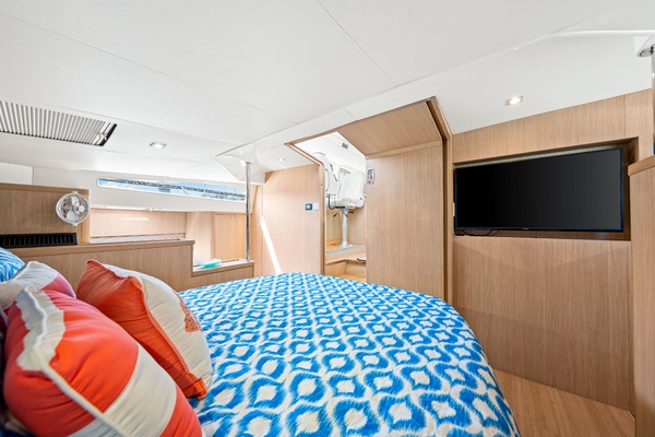 Memories Not Dreams 44ft Aquila Yacht For Sale