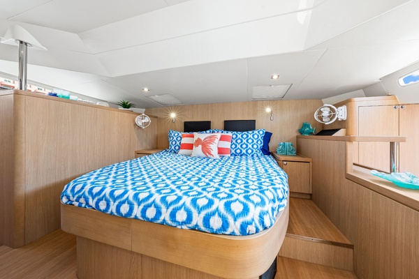 Memories Not Dreams 44ft Aquila Yacht For Sale