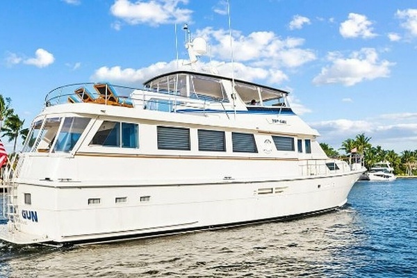 TOP GUN 70ft Hatteras Yacht For Sale