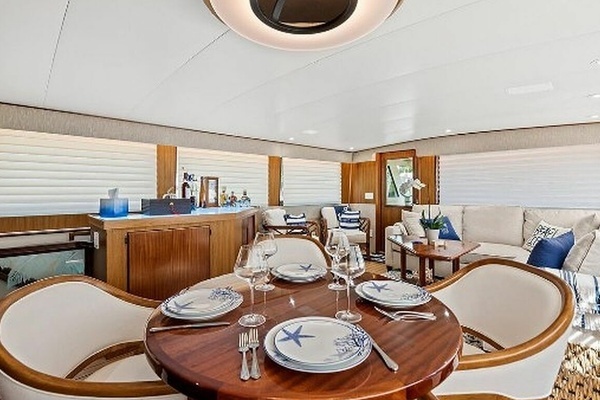 Photo of the 1989 Hatteras Motor Yacht "TOP GUN"