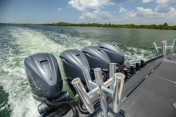 2017 Gulf Crosser 52