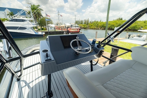 2017 Gulf Crosser 52