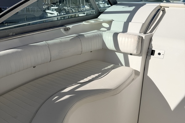 Photo of the 2000 Boston Whaler 