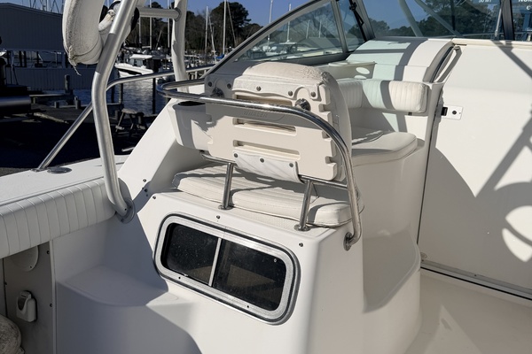 26ft Boston Whaler Yacht For Sale