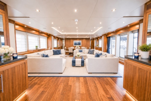 2014 Sunseeker 131