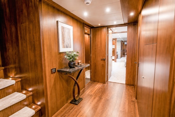 2014 Sunseeker 131