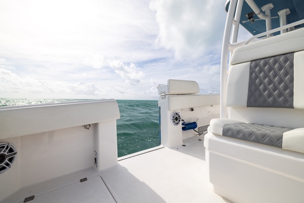 37ft Invincible Yacht For Sale