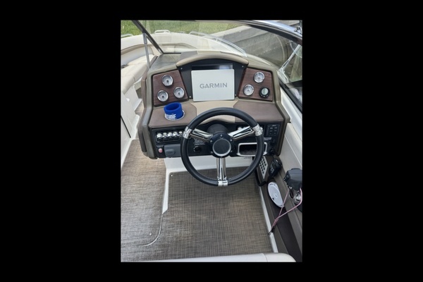 Photo of the 2014 Formula Bowrider