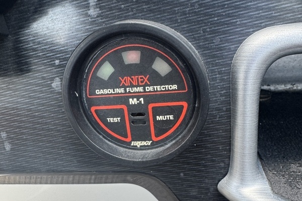 Photo of the 2014 Formula Bowrider