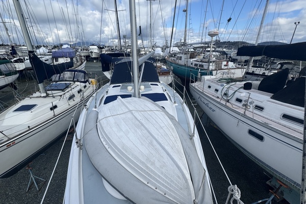 38ft Hunter Yacht For Sale