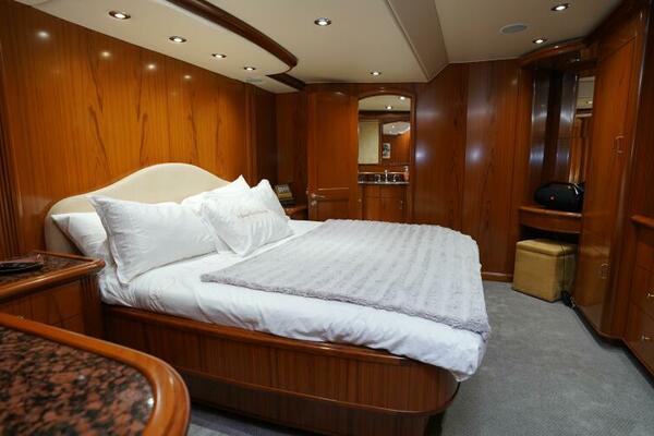 REEL DEAL  82ft Sea Force IX Yacht For Sale