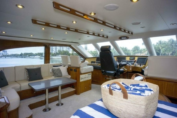 2005 Sea Force IX 82