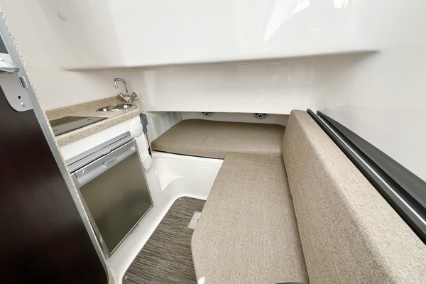 33ft Stamas Yacht For Sale