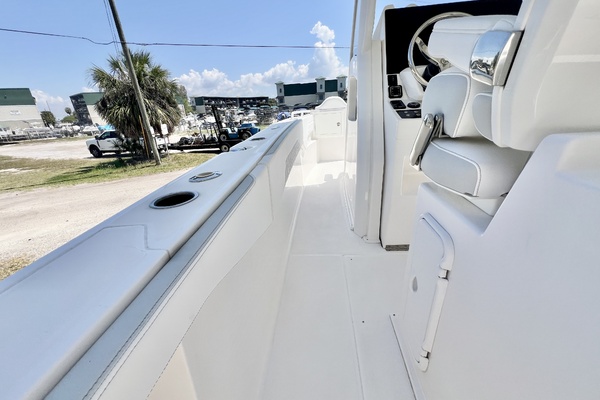 33ft Stamas Yacht For Sale