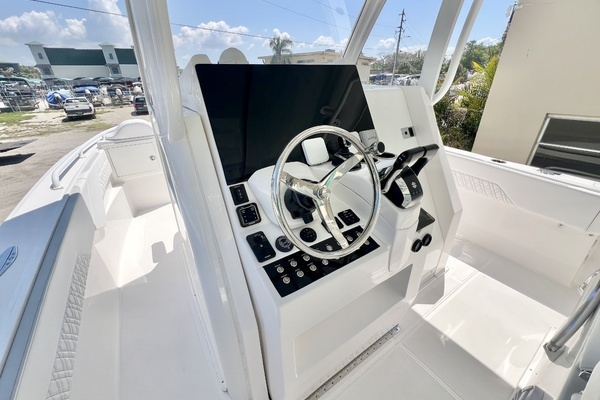 Stamas 33T Aventura Yacht For Sale