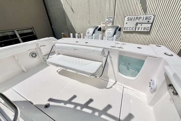 33ft Stamas Yacht For Sale