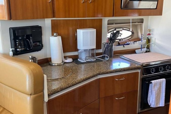 High Cotton 35ft Carver Yacht For Sale