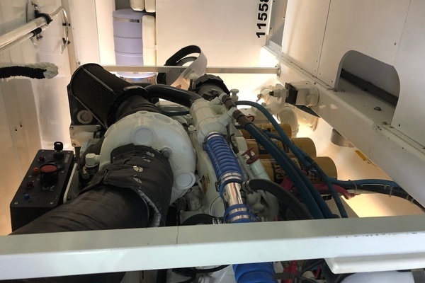 2004 Custom Carolina 54