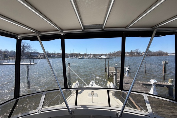 Noah Genda 40ft Carver Yacht For Sale