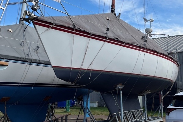 34ft Hunter Yacht For Sale