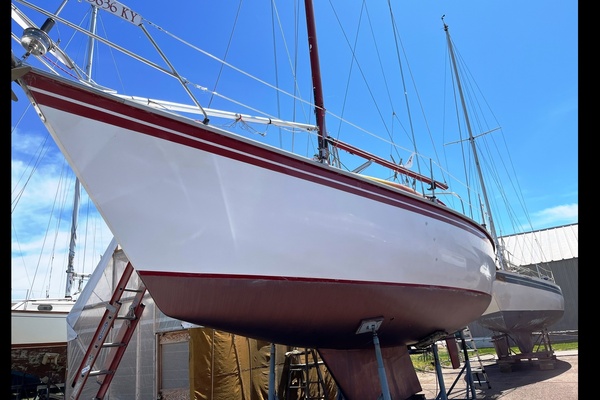 34ft Hunter Yacht For Sale