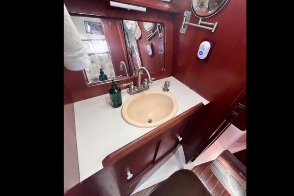 34ft Hunter Yacht For Sale