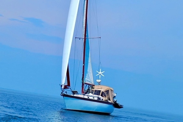 34ft Hunter Yacht For Sale