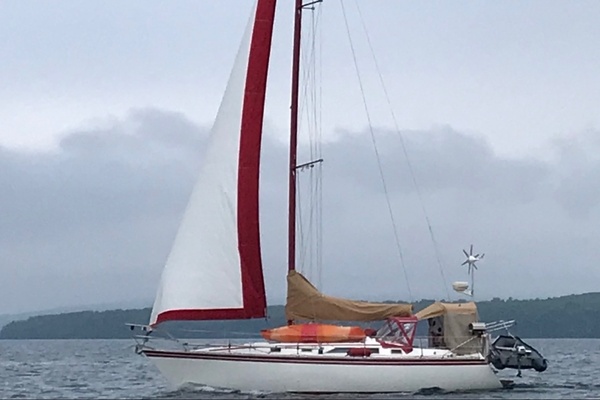 34ft Hunter Yacht For Sale
