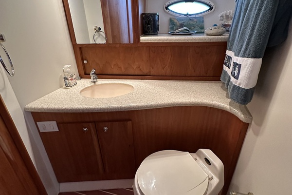 Zihuatanejo 42ft Silverton Yacht For Sale