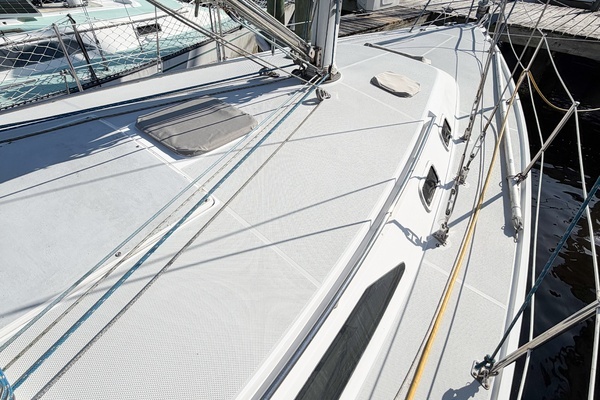 Photo of the 1996 Catalina 36 Mk II