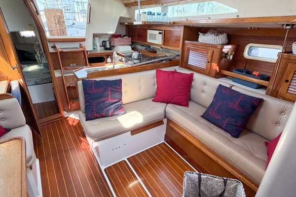 36ft Catalina Yacht For Sale