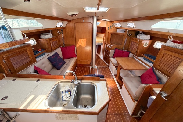 36ft Catalina Yacht For Sale