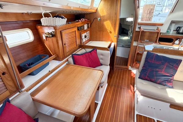 36ft Catalina Yacht For Sale