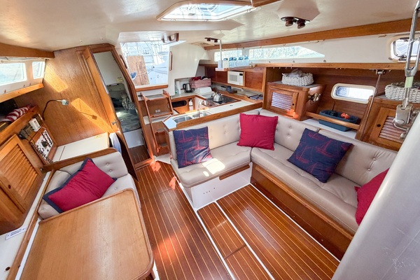 36ft Catalina Yacht For Sale