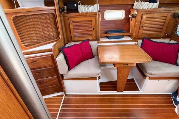 36ft Catalina Yacht For Sale