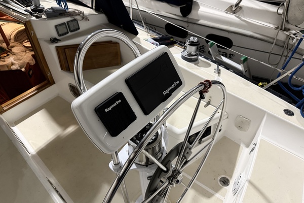 Winter s Dream 35ft Tartan Yacht For Sale