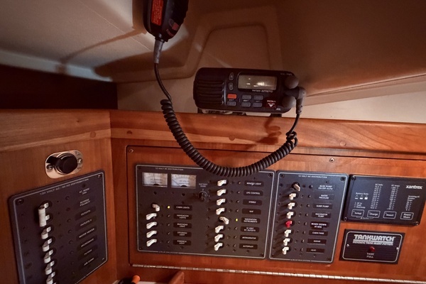 Photo of the 2000 Tartan 3500 "Winter's Dream"
